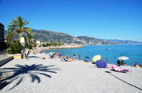 Résidence Piscine et Solarium, 5 min des Plages, Roquebrune-Cap-Martin